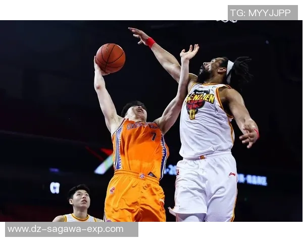 深圳篮球队与上海篮球队赛后复盘分析意识对抗及战术执行的深度探讨 深圳篮球队与上海篮球队赛后复盘分析意识对抗及战术执行的深度探讨